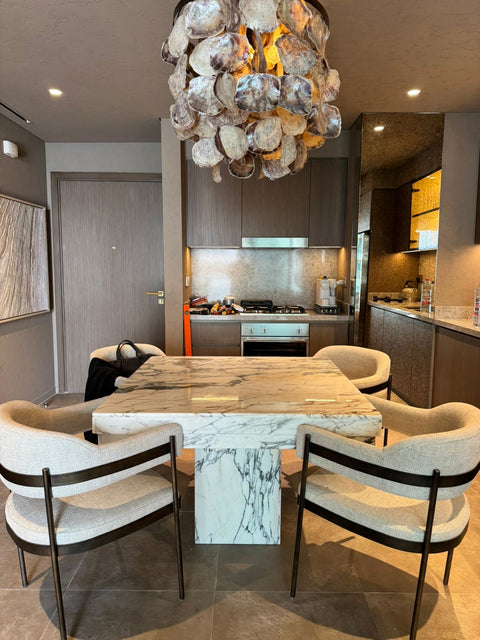 Arabella dining table