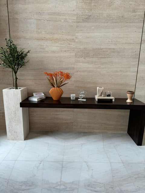 Falaj Hazza’ Console planter