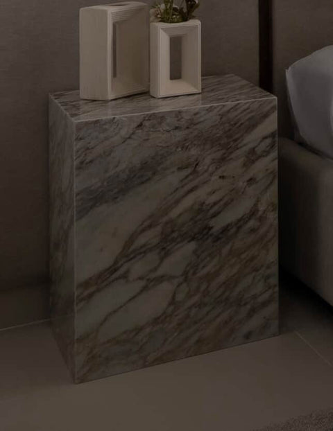 Linaelk Side tables Calcutta Viola