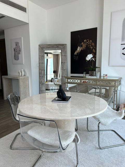 Sabry beauty Marble Dining table “Crème Uno”