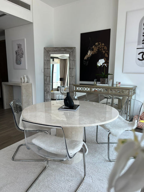 Sabry beauty Marble Dining table “Crème Uno”