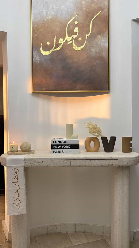 Sareeta Console – Travertine