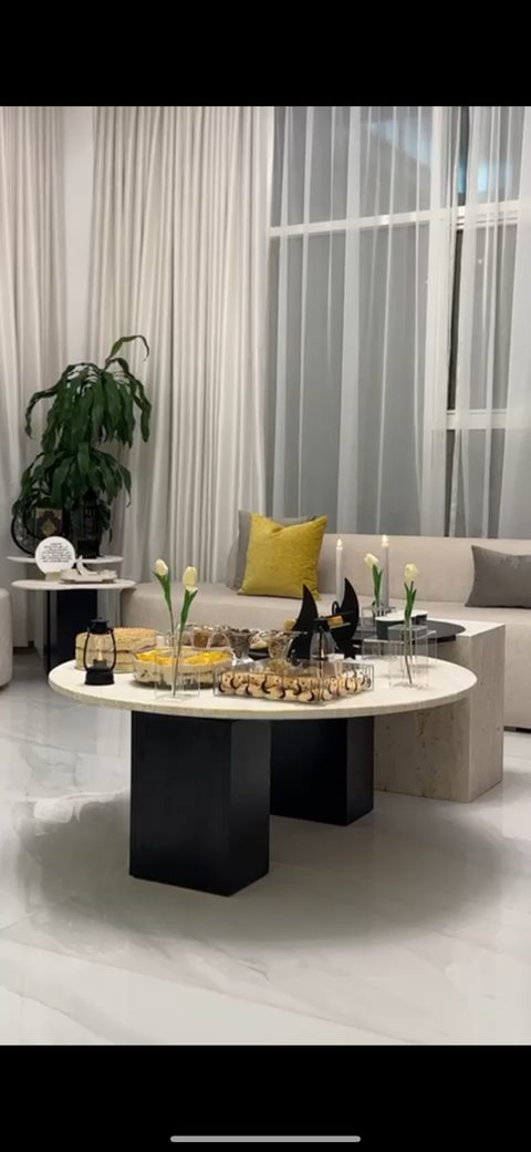 Amoola Coffee table