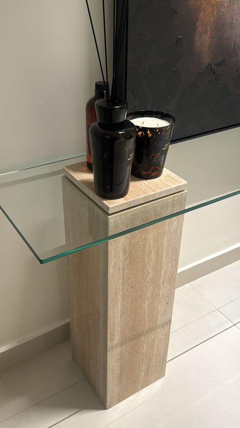 Aurelia Console Table